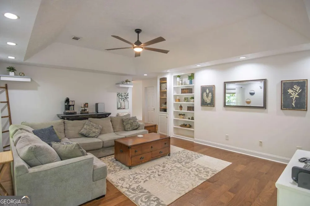 253 Price RD Pine Mountain, GA 31822