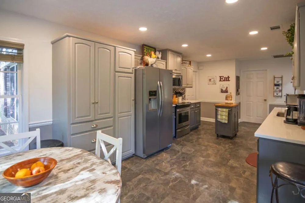 253 Price RD Pine Mountain, GA 31822