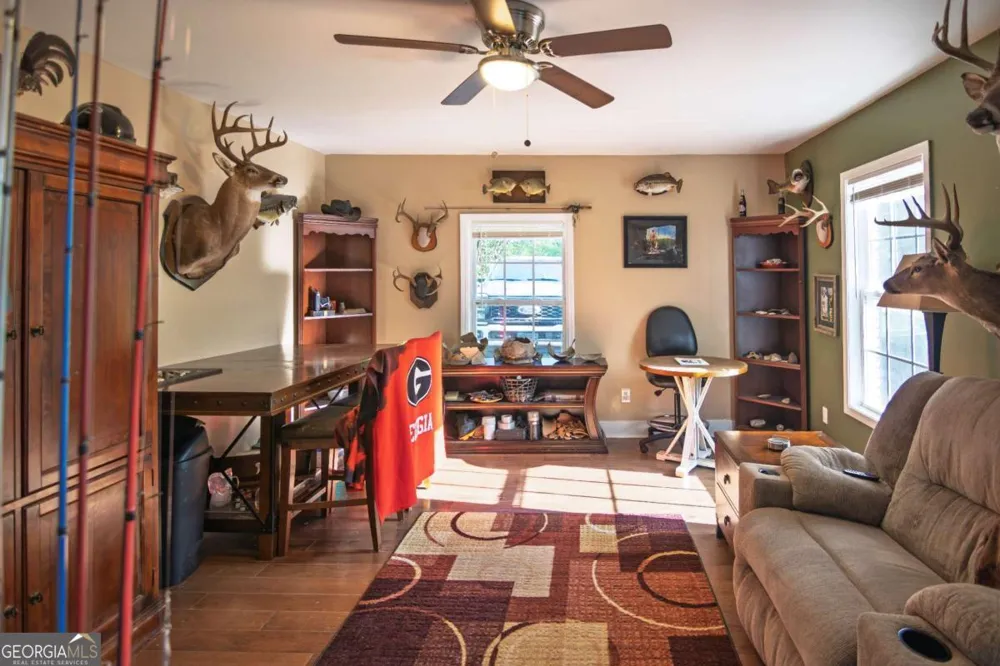 253 Price RD Pine Mountain, GA 31822