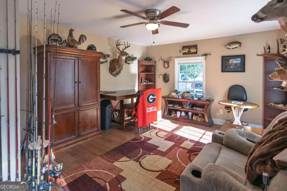 253 Price RD Pine Mountain, GA 31822