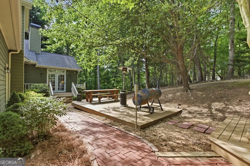 197 Summer RD Clarkesville, GA 30523