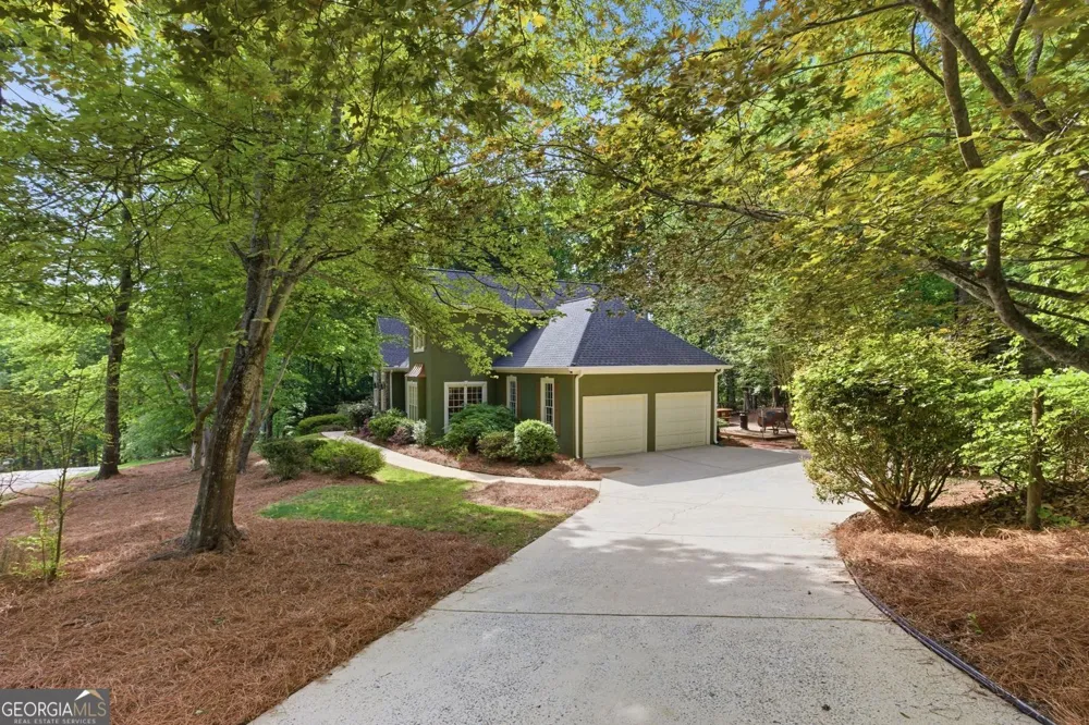 197 Summer RD Clarkesville, GA 30523