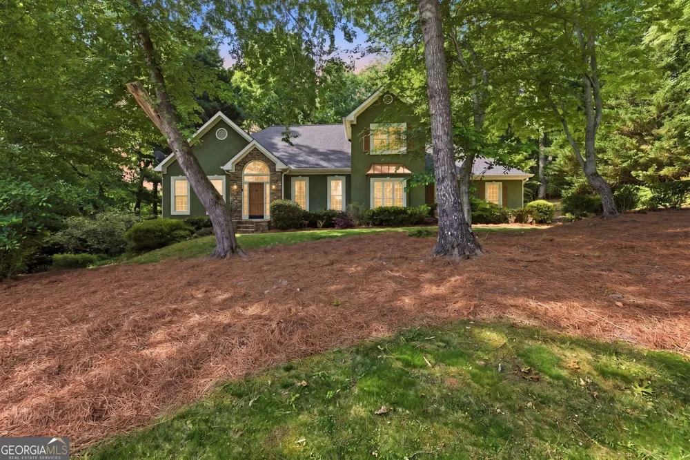 197 Summer RD Clarkesville, GA 30523