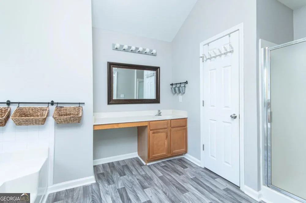 310 Sugarberry LN Suwanee, GA 30024