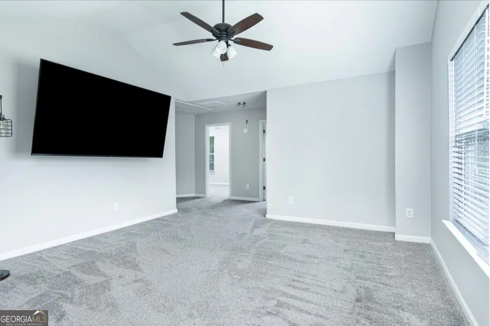 310 Sugarberry LN Suwanee, GA 30024