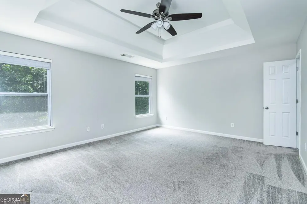 310 Sugarberry LN Suwanee, GA 30024