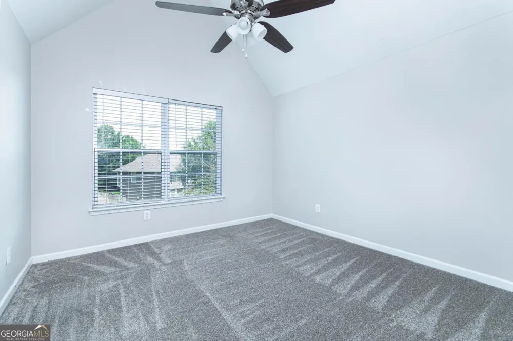 310 Sugarberry LN Suwanee, GA 30024
