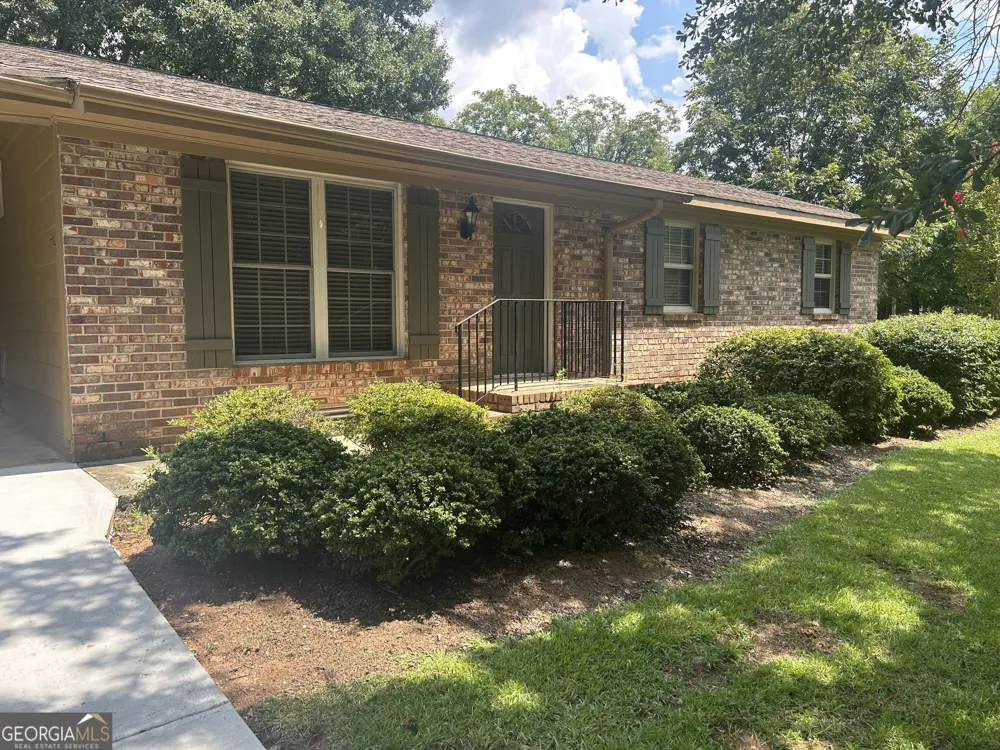 1020 Tuxedo LN Watkinsville, GA 30677