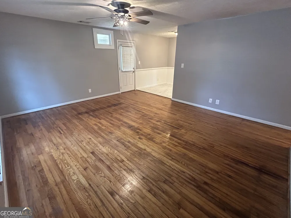 1020 Tuxedo LN Watkinsville, GA 30677