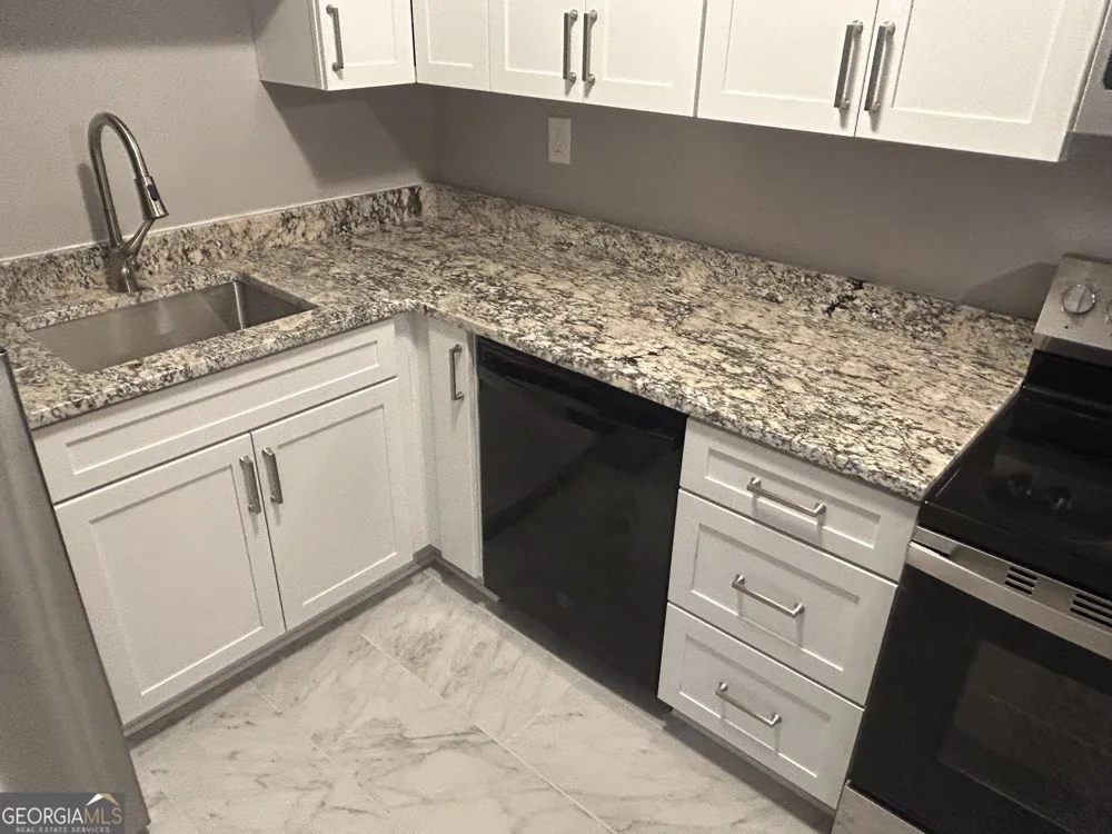 1020 Tuxedo LN Watkinsville, GA 30677