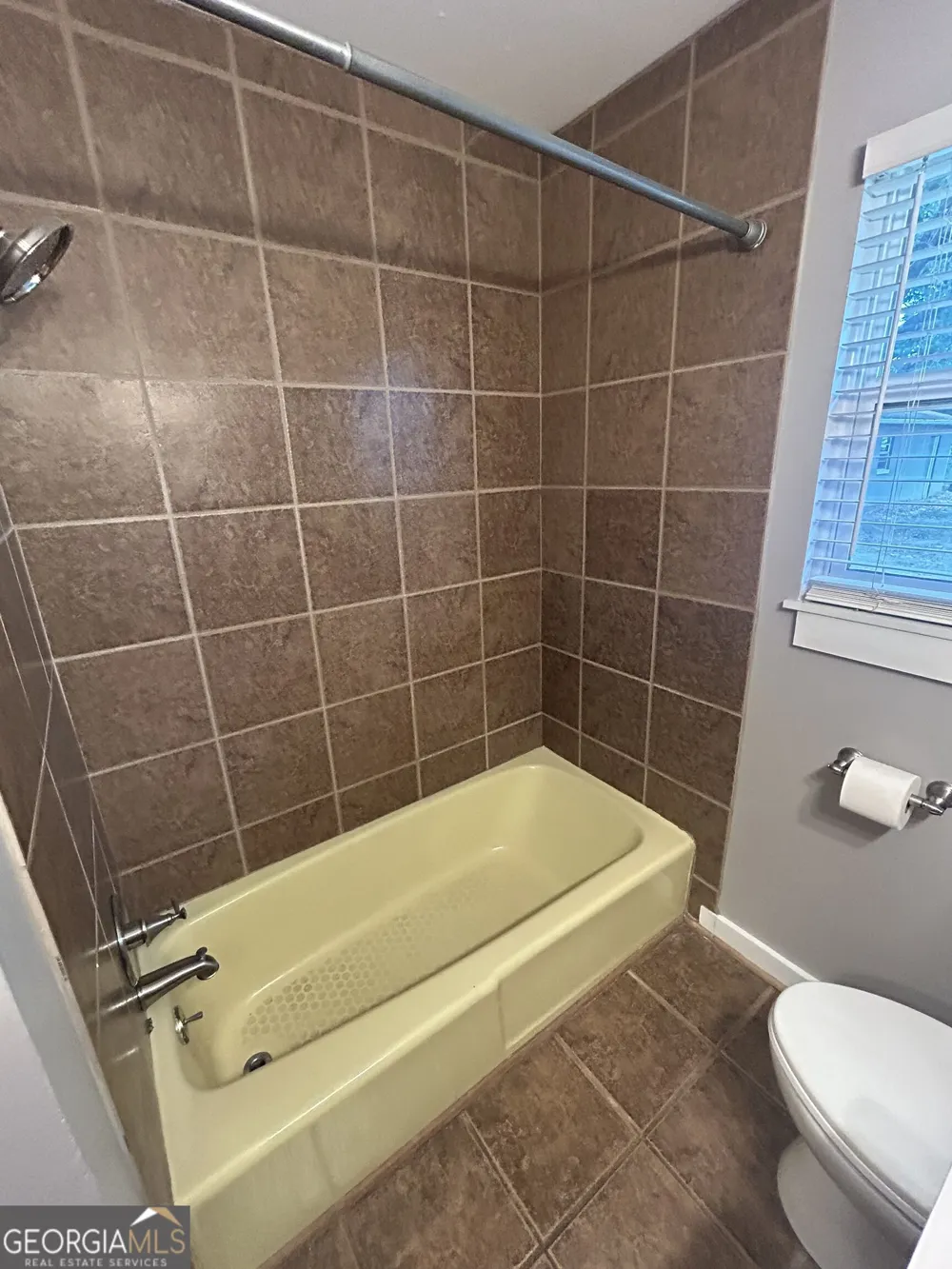 1020 Tuxedo LN Watkinsville, GA 30677