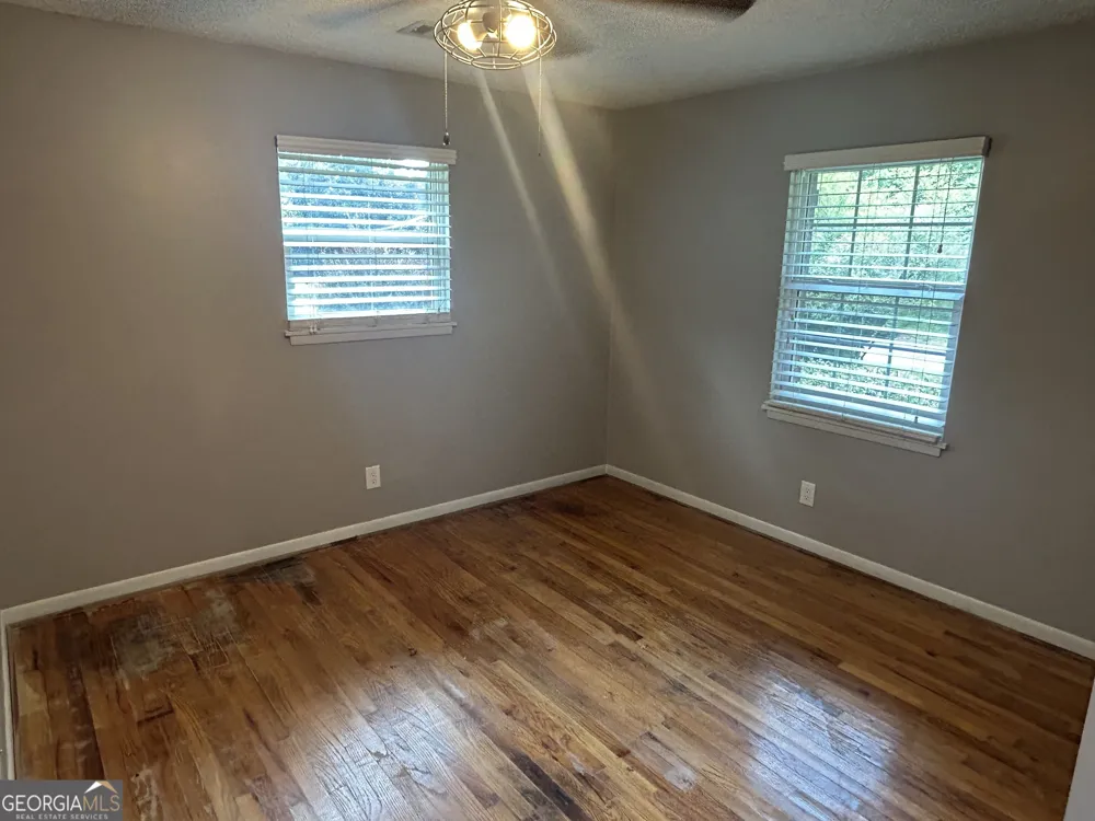 1020 Tuxedo LN Watkinsville, GA 30677