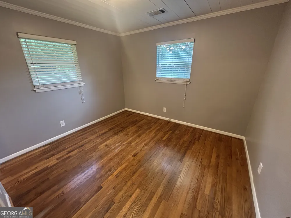 1020 Tuxedo LN Watkinsville, GA 30677