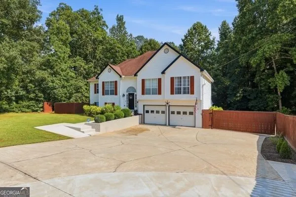 180 Harper RD McDonough, GA 30252