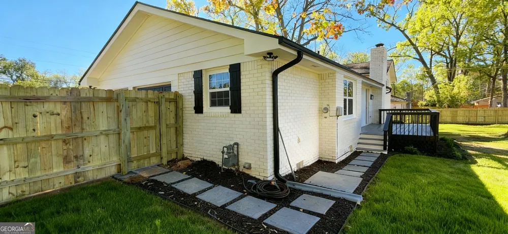 1390 White Oak ST SE Conyers, GA 30013