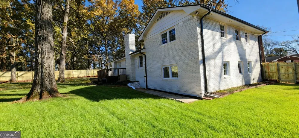 1390 White Oak ST SE Conyers, GA 30013