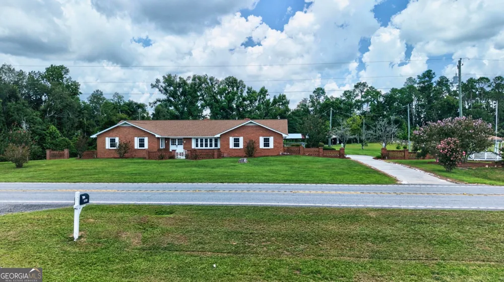5281 Us Highway 221 Soperton, GA 30457