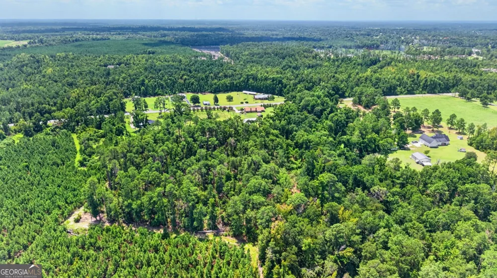 5281 Us Highway 221 Soperton, GA 30457
