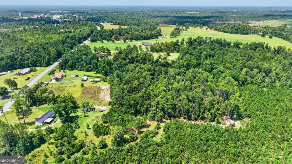 5281 Us Highway 221 Soperton, GA 30457