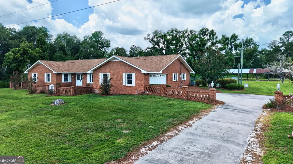 5281 Us Highway 221 Soperton, GA 30457