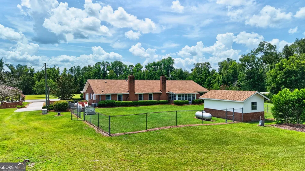 5281 Us Highway 221 Soperton, GA 30457