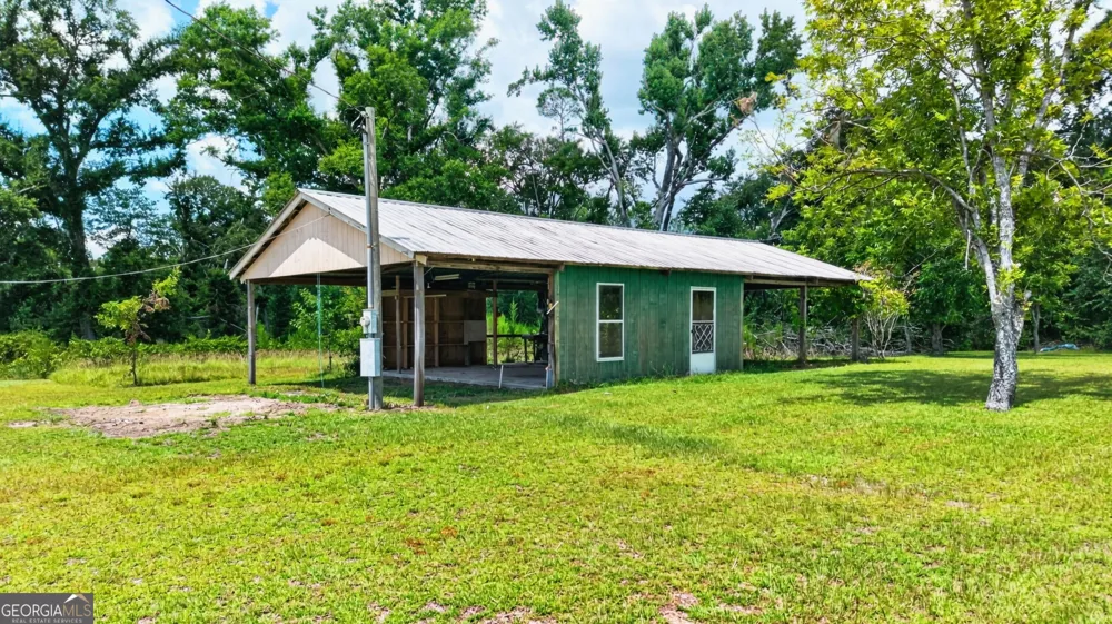 5281 Us Highway 221 Soperton, GA 30457