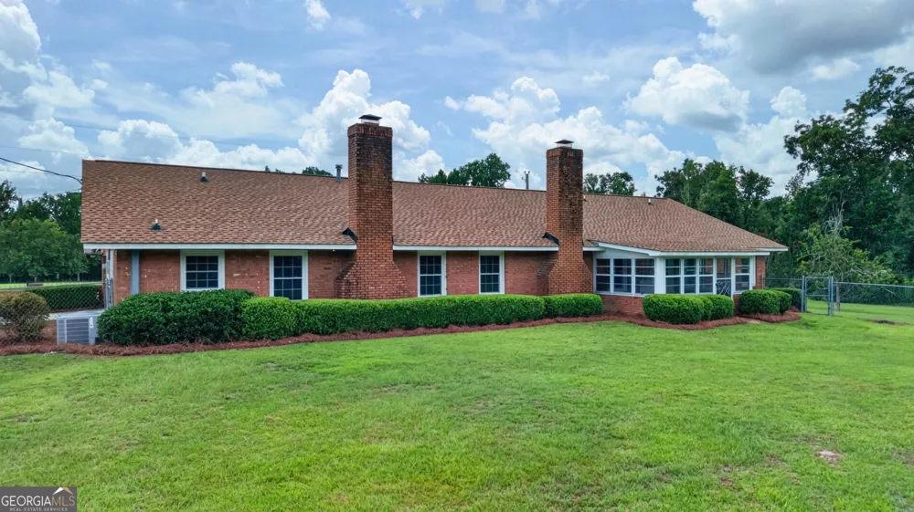 5281 Us Highway 221 Soperton, GA 30457