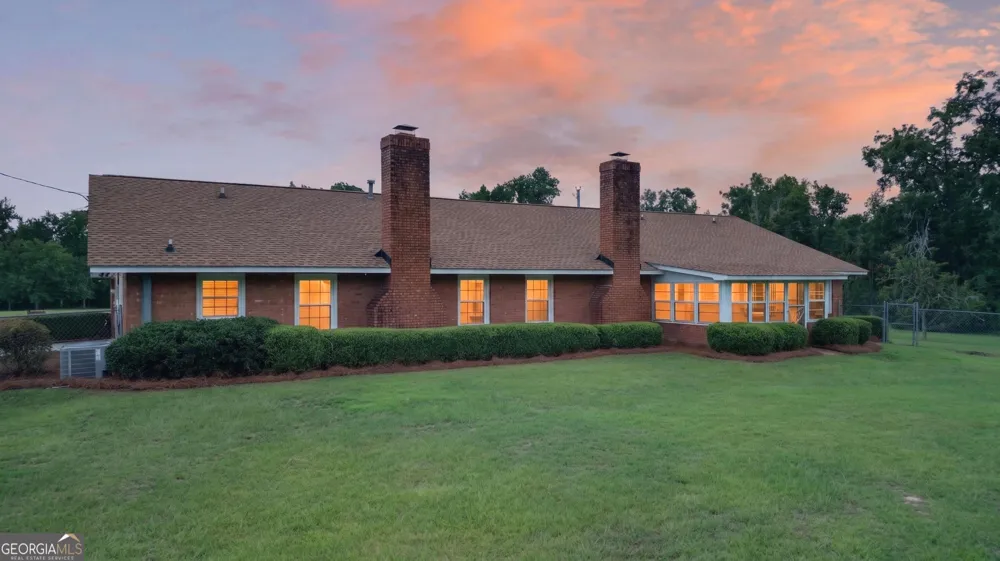 5281 Us Highway 221 Soperton, GA 30457