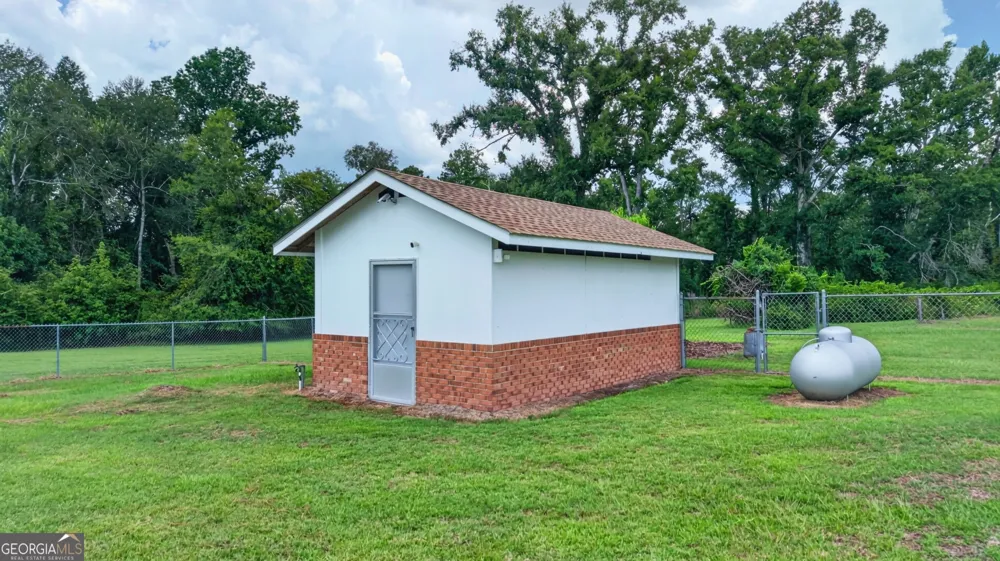 5281 Us Highway 221 Soperton, GA 30457