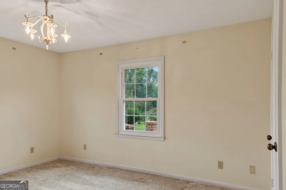 5281 Us Highway 221 Soperton, GA 30457