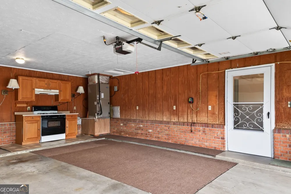 5281 Us Highway 221 Soperton, GA 30457