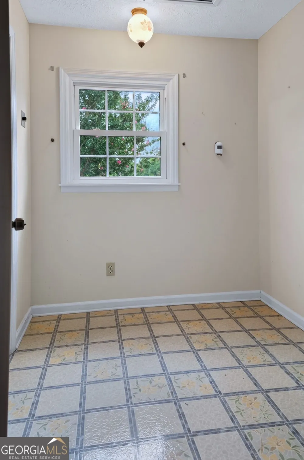 5281 Us Highway 221 Soperton, GA 30457
