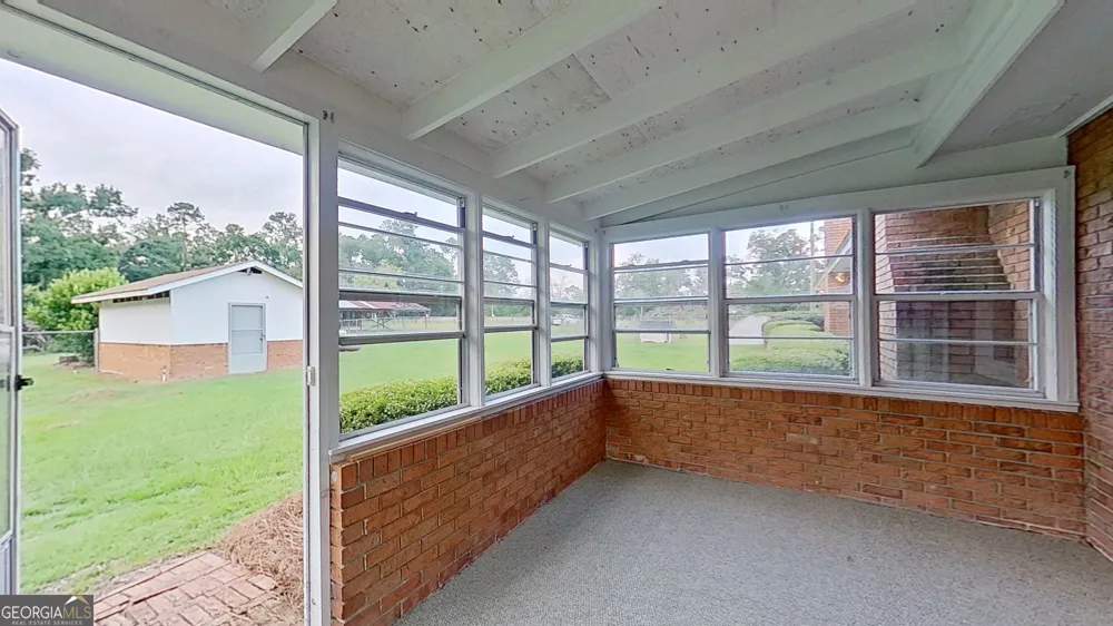 5281 Us Highway 221 Soperton, GA 30457