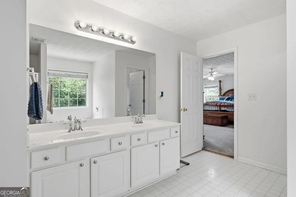658 Bartow DR Dacula, GA 30019