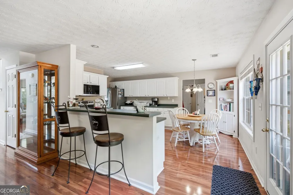 658 Bartow DR Dacula, GA 30019