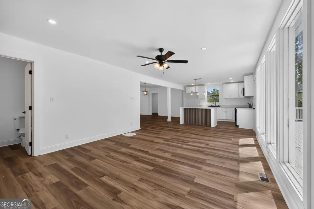 562 Marjorie PL Macon, GA 31204