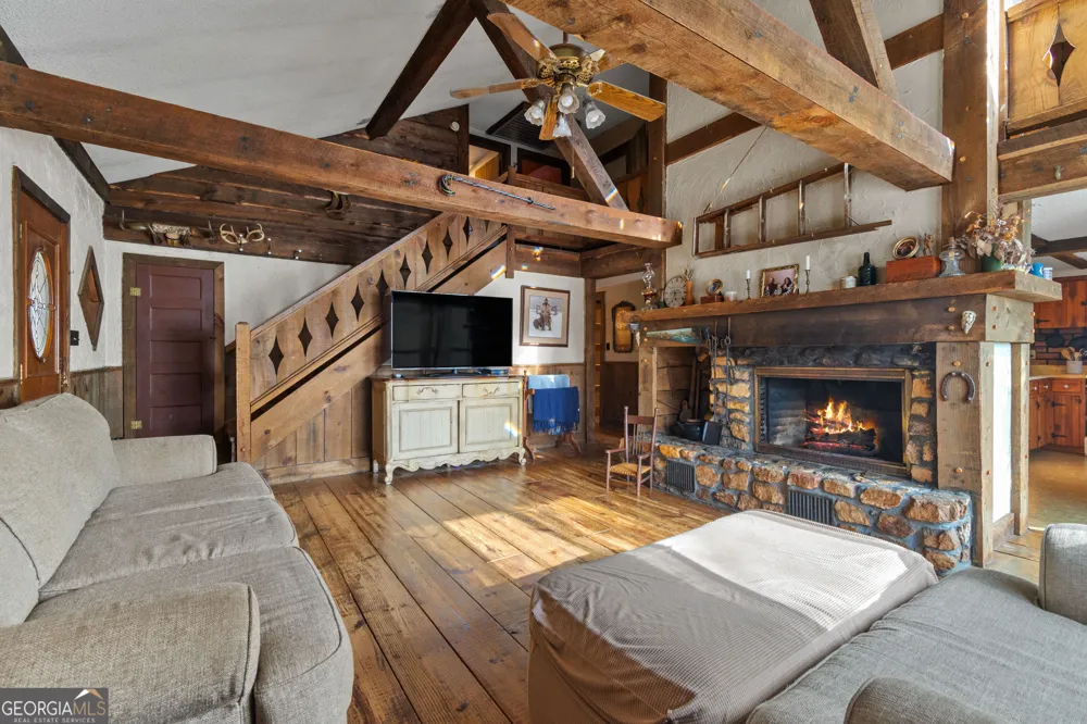434 Mill Creek DR Dawsonville, GA 30534