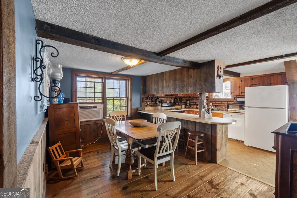 434 Mill Creek DR Dawsonville, GA 30534