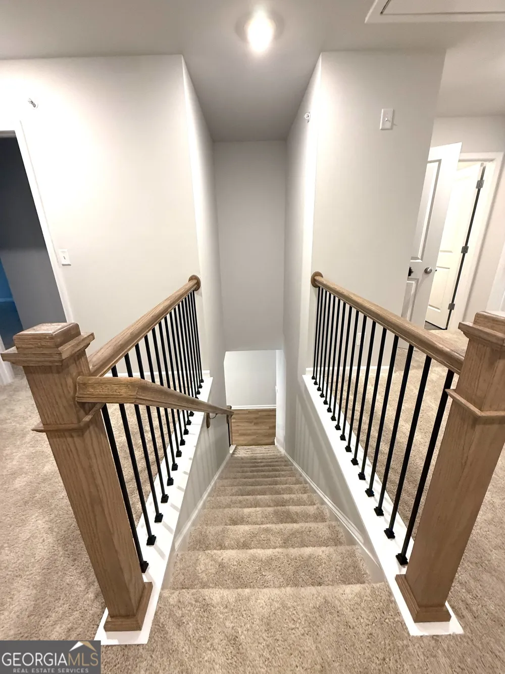 401 Lanier CIR Woodstock, GA 30189