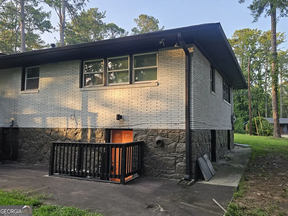 1931 Shepherd CIR SW Atlanta, GA 30311