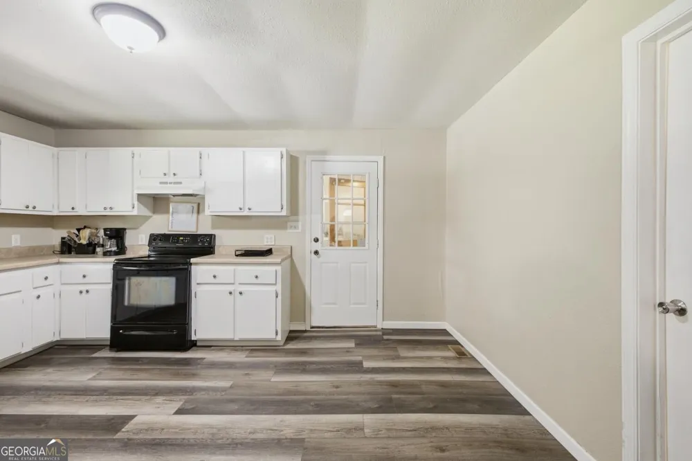 2112 Halls Valley RD Trion, GA 30753