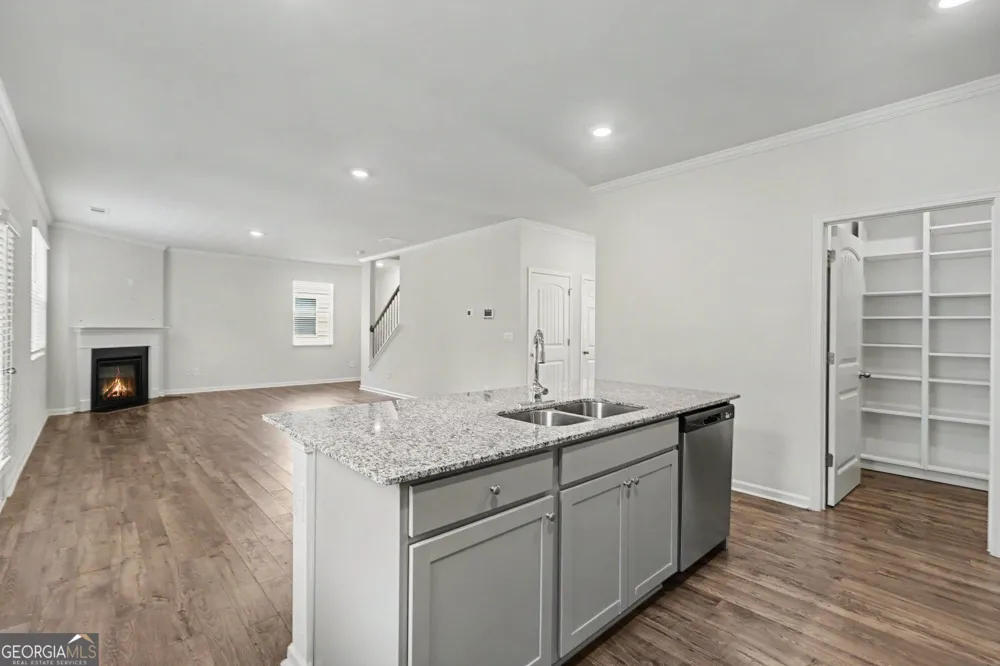 7576 Jennadee DR Fairburn, GA 30213