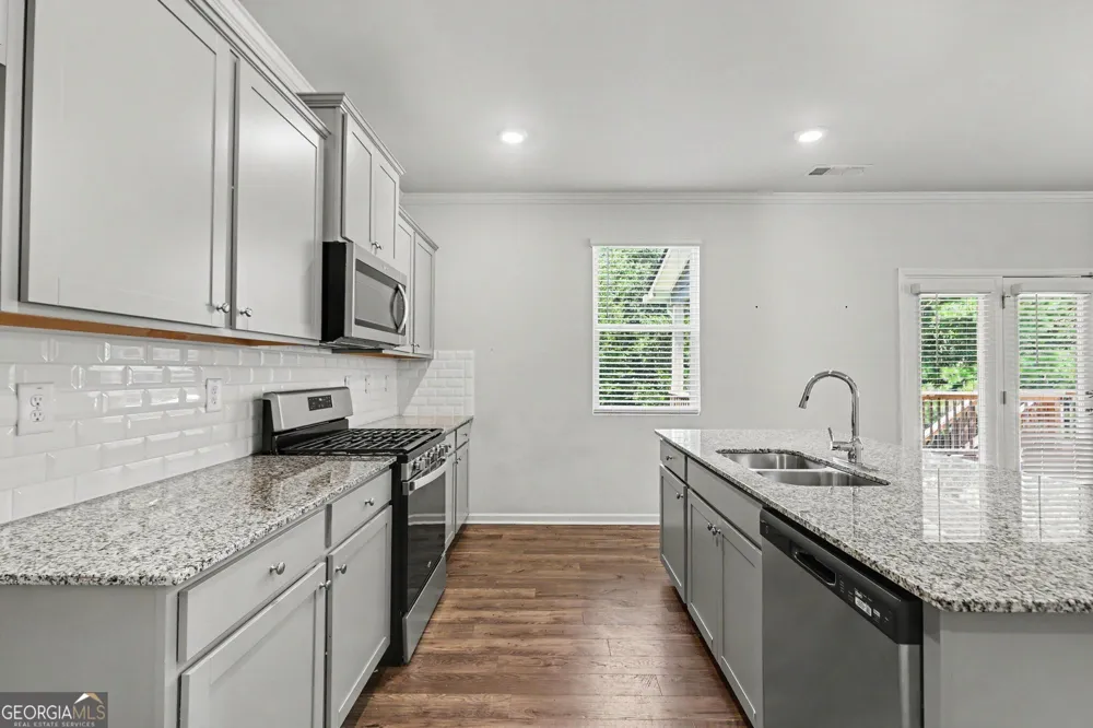 7576 Jennadee DR Fairburn, GA 30213