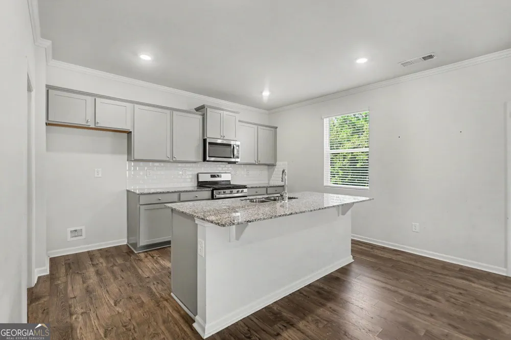 7576 Jennadee DR Fairburn, GA 30213