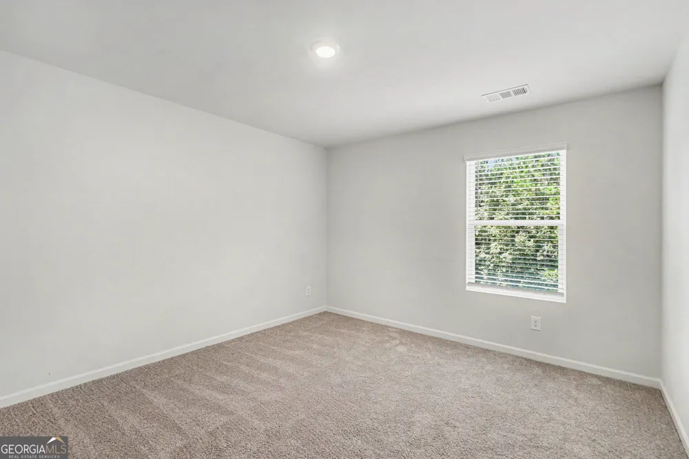 7576 Jennadee DR Fairburn, GA 30213
