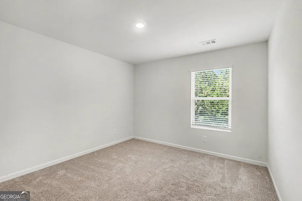 7576 Jennadee DR Fairburn, GA 30213