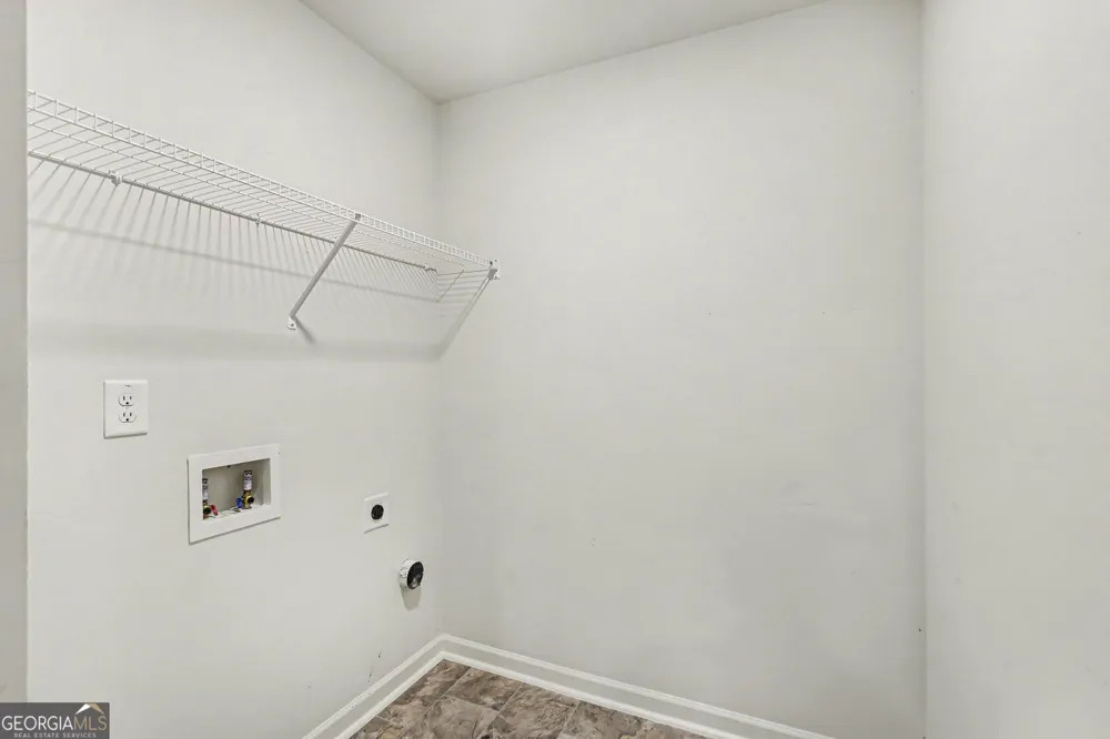 7576 Jennadee DR Fairburn, GA 30213