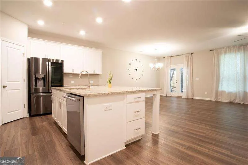 525 Duval DR Alpharetta, GA 30009