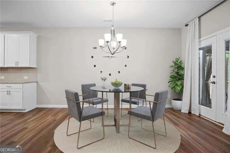 525 Duval DR Alpharetta, GA 30009