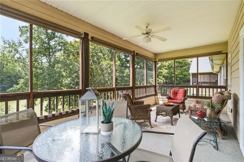 92 Gleneagle CT Clayton, GA 30525